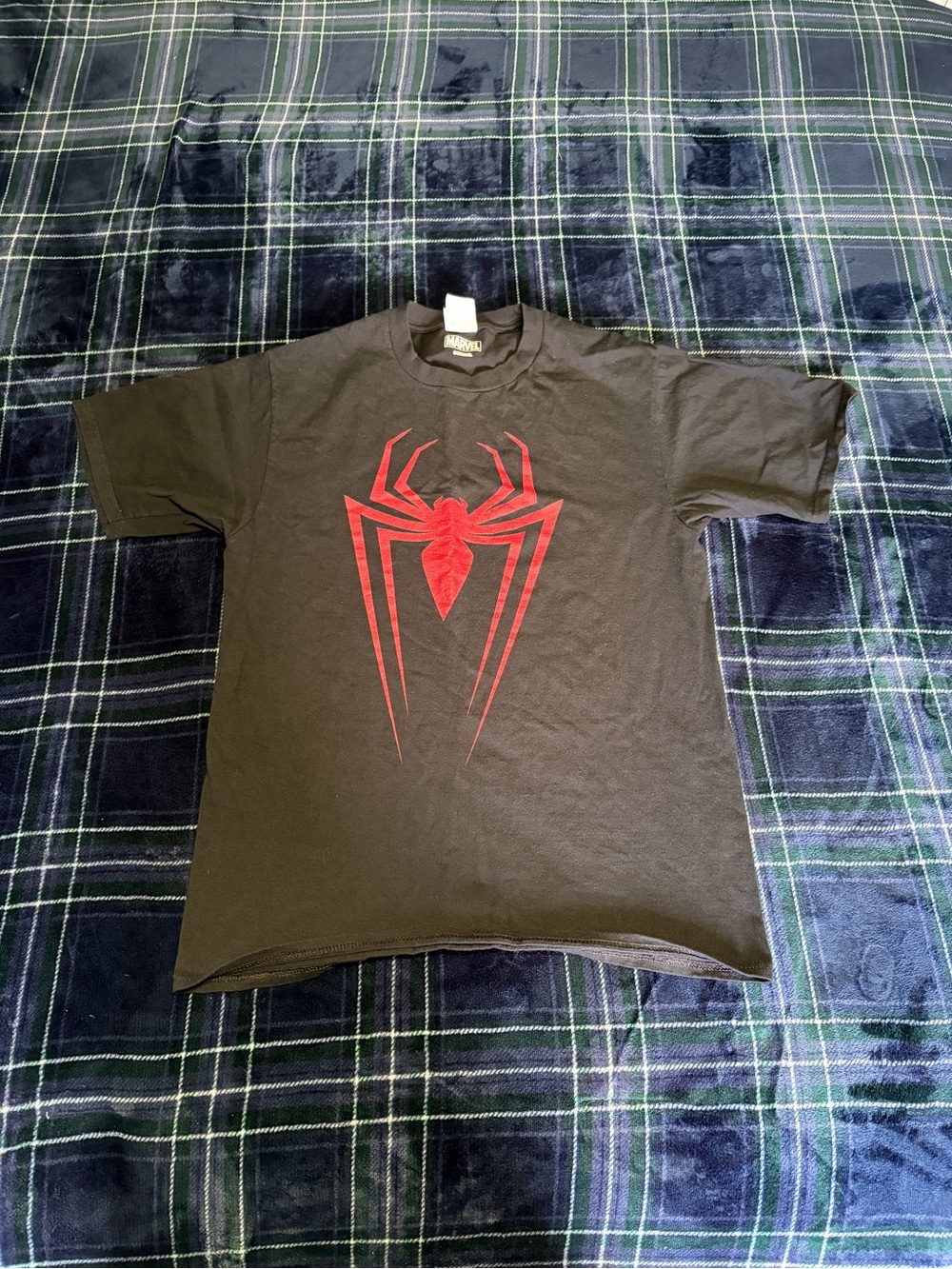 Marvel Spider-Man black t-shirt with red spider logo. Size S.